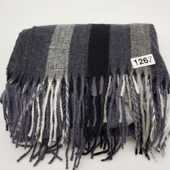 Banana Republic Poncho Womens One Size Blue Gray Plaid Fringed Wrap Cape Shawl - Picture 7 of 7